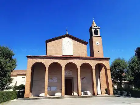 Photo de Chiesa Di San Lorenzo