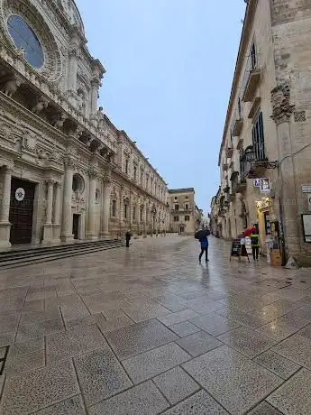 Photo de Piazzetta Sigismondo Castromediano