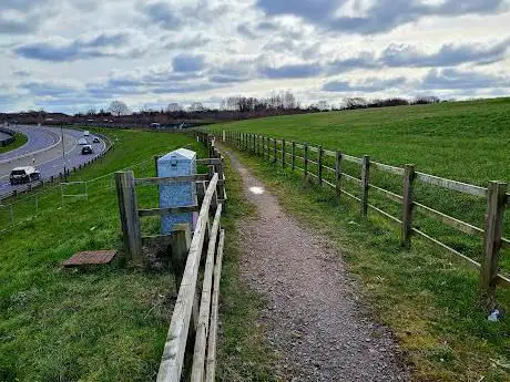 Photo de Plane Spotting Viewpoint at Birmingham Airport
