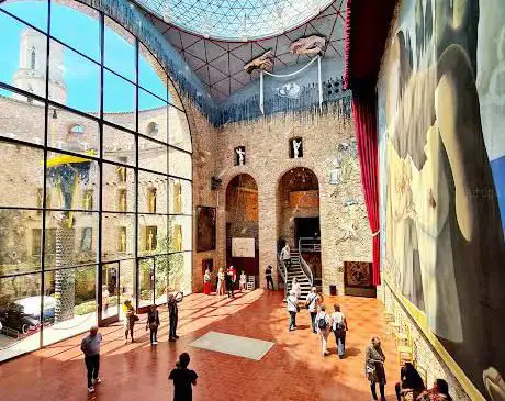 Photo de Théâtre-musée DalÃÂ