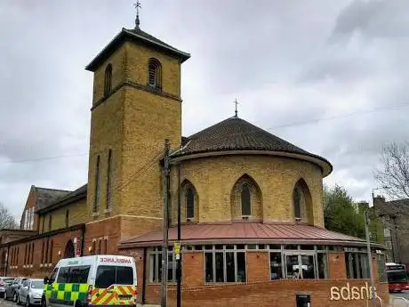 Photo de All Hallows Bow