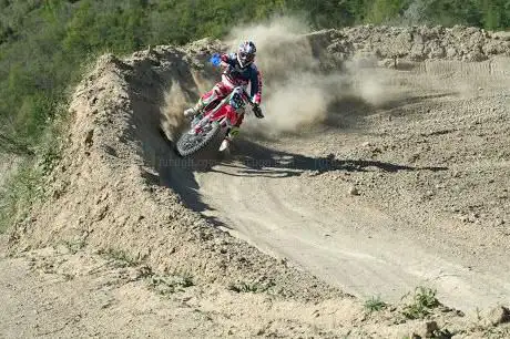 Photo de PISTA MOTOCROSS PORCENTICO MX