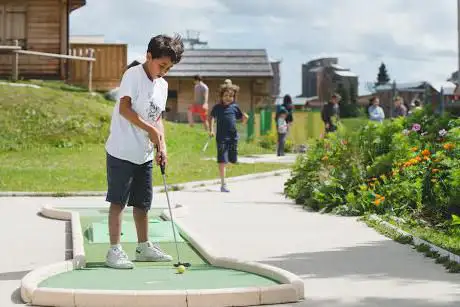 Avoriaz Mini Golf