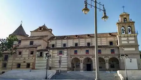 Photo de BasÃÂlica de MarÃÂa SantÃÂsima de la Esperanza