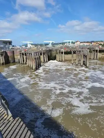 Harbour Wall Viewpoint