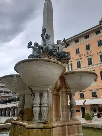 Photo de Piazza Montecatini Terme