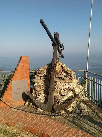 Monumento ai caduti del mare
