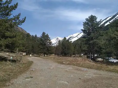 Photo de Àrea de pÃ­cnic d'Esposolla 2
