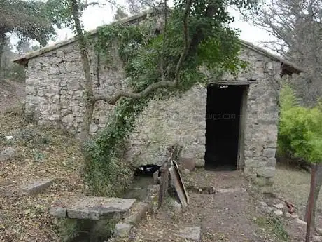 Vieux lavoir de Fuveau