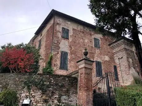 Photo de Castello Montecalvo Versiggia