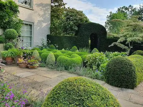 Photo de Theobalds Farmhouse Garden