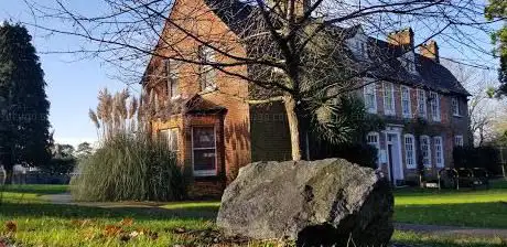 Photo de Hayes Old Rectory Gardens