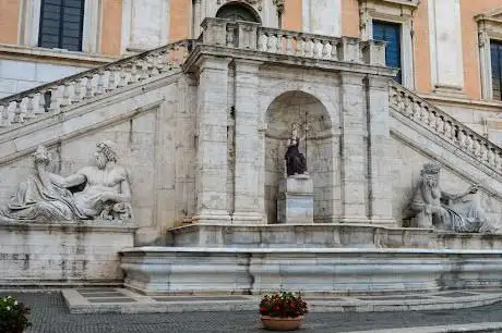Photo de Fountain of the Goddess Roma