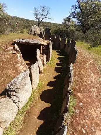 Dolmen 4