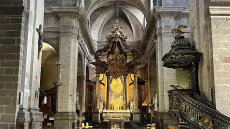 Photo de Basilique Saint-Sauveur