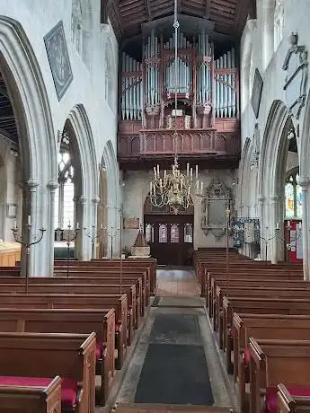 Photo de Holy Cross Church