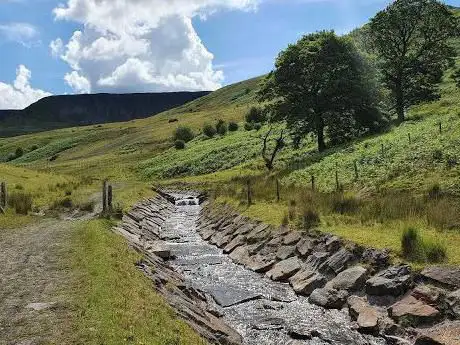 Photo de Cwmparc Pathway of Hope