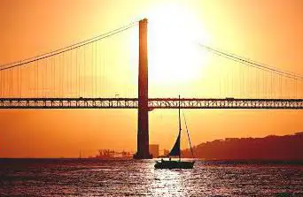 Photo de Taguscruises Boat Tours & Yacht Charter