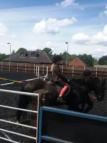 Photo de Oakhanger Riding & Pony Club Centre