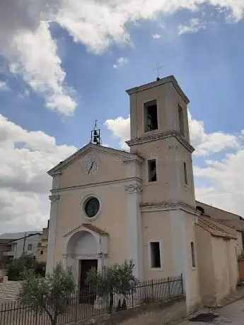 Photo de Santuario di Santissima Maria di Montedecoro