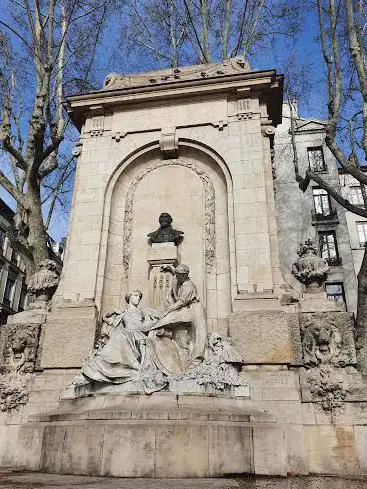 Photo de The Place Gailleton Fountain