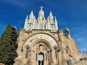 Photo de Temple of the Sacred Heart of Jesus