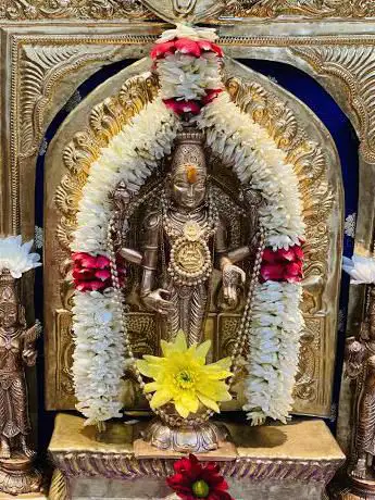 Photo de VENKATAKRUSHNA VRUNDAVANA Udupi Shree Puthige Matha,UK