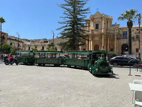 Photo de Trenino Barocco Noto