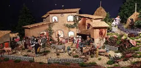Le Petit Monde des Santons
