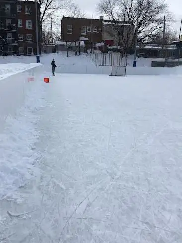 Patinoire extérieure du Parc des Sts-Martyrs