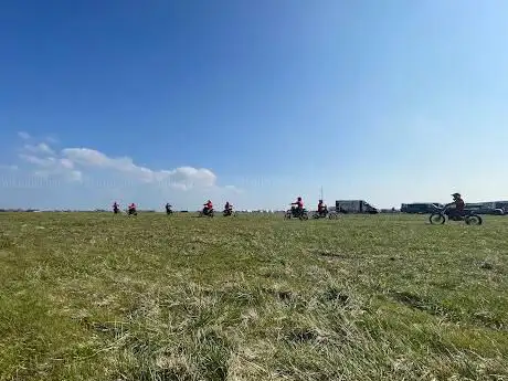 Photo de Tigers Childrens Motorcycle Display Team Training Ground