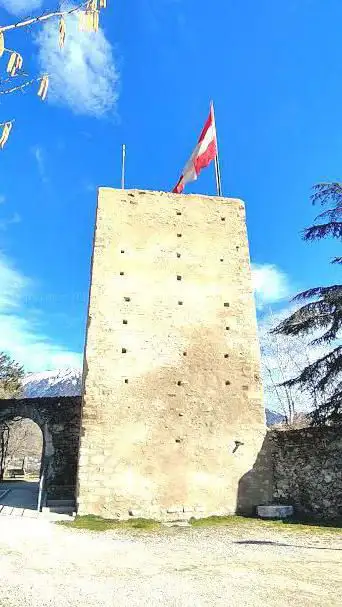 Tour Sarrasine