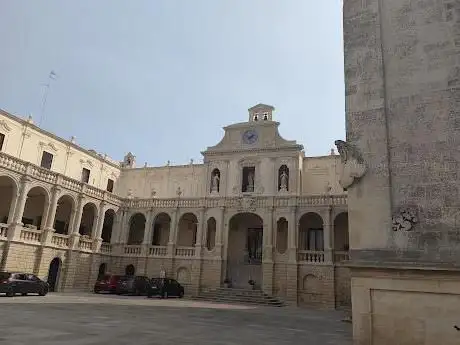 Photo de Palazzo Arcivescovile