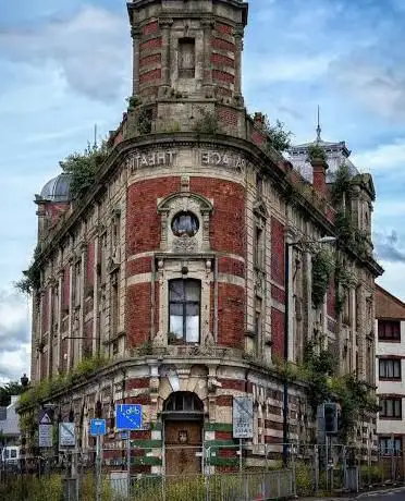 Palace Theatre