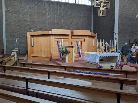 Photo de St John Vianney R C Church