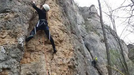 Photo de Falaise d'escalade de Hières sur Amby