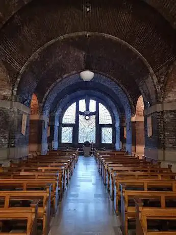 Photo de Lutyens Crypt