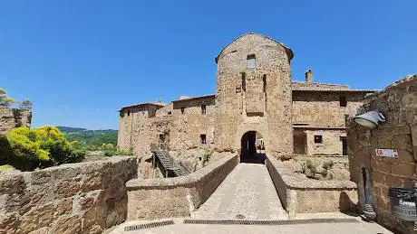 Photo de Fortezza Orsini