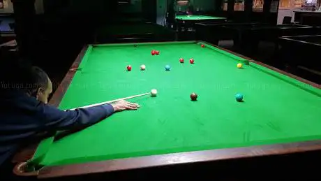 Pyramid Snooker Club