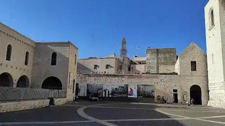Photo de Portico dei Pellegrini