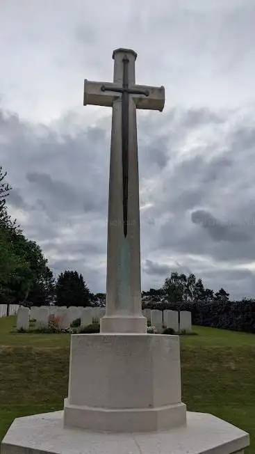 Photo de Villers-Pol Communal Cemetery Extension