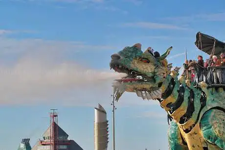 Photo de Dragon's Company