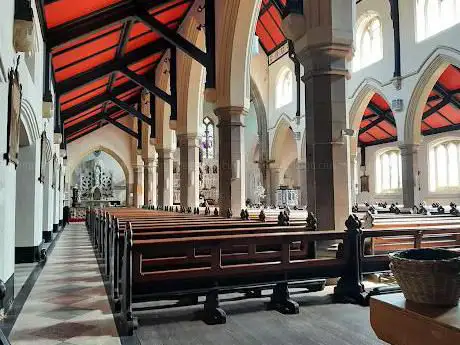 Photo de Our Holy Redeemer Roman Catholic Church : Clydebank