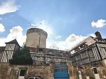 Photo de Tour des Archives
