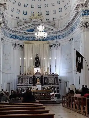 Photo de Church of Saint John Baptist