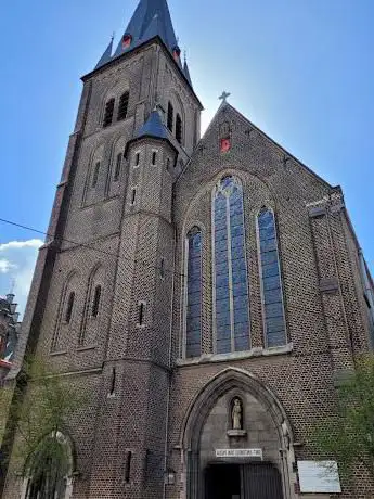 Photo de Regenboogkerk (Sint-Antonius van Padua)