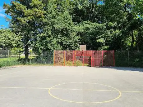 Queens Park Basketball Court