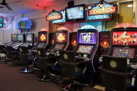Salones de Juego Replay
