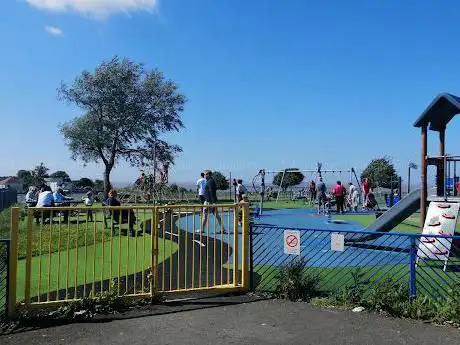 Cliff Top Park Playground