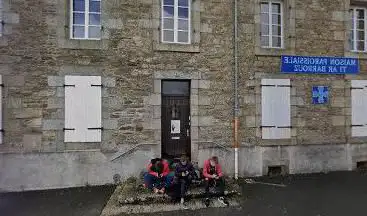 Maison Paroissiale Ti Ar Barrouz